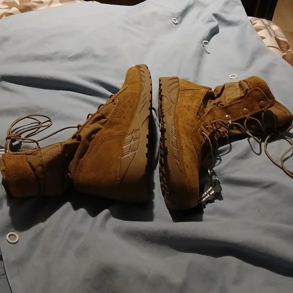 Rocky brand mens boots. New in box. Size 6.5 - Picture 7 of 16